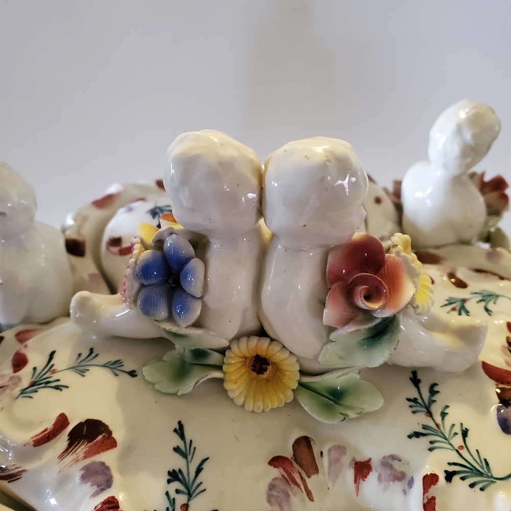 Vintage Capodimante Italian Porcelain Reticulated Trinket Box Candy Dish - Picture 4 of 11